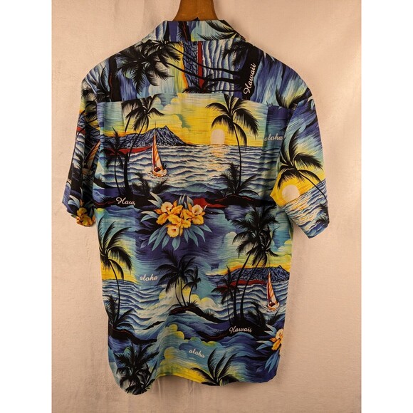 Vintage Royal Hawaiian Creations Mens Short Sleeve Hawaiian Shirt Size M USA - Picture 10 of 15